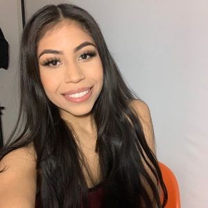 Meet your Posher, Daysy